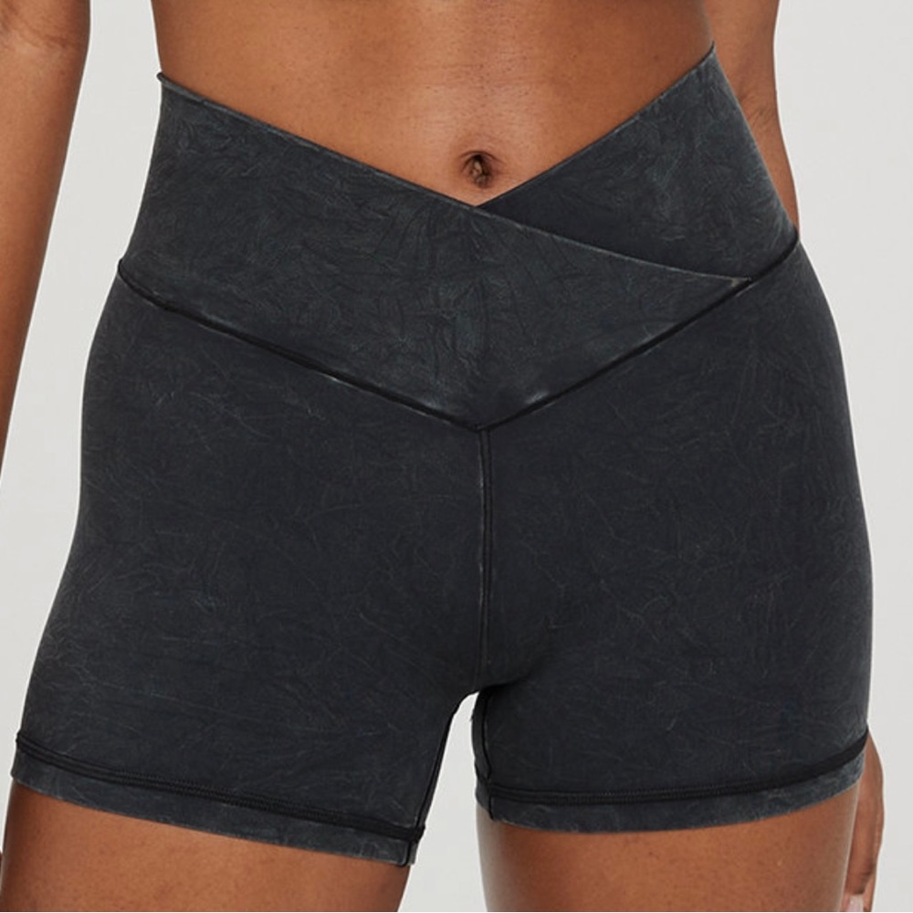 Offline by Aerie Real Me Double Crossover 3” Washed Black biker shorts